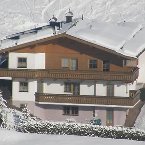 Gensbichler Frühstückspension Saalbach