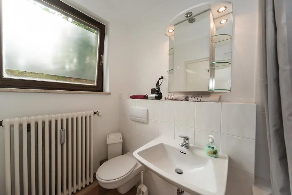 Garden House & East Park-Apartments Grossdorf  Guest house Grossdorf (Tyrol)