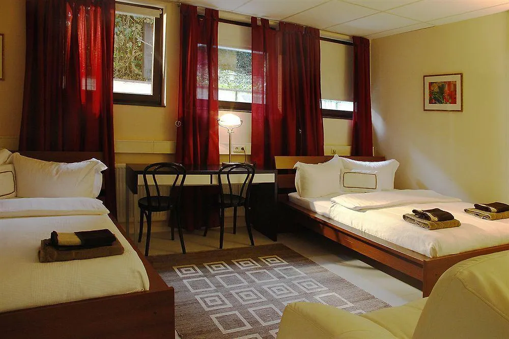 Guest house Garden House & East Park-Apartments Grossdorf