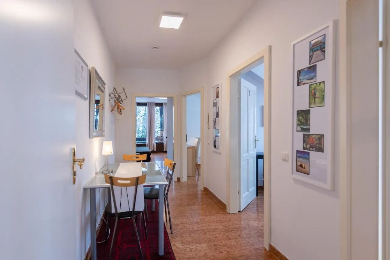 Guest house Garden House & East Park-Apartments Grossdorf