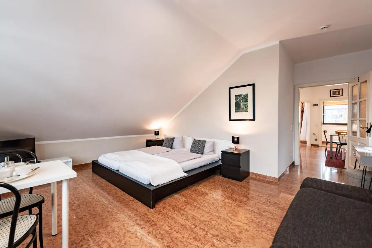 Guest house Garden House & East Park-Apartments Grossdorf